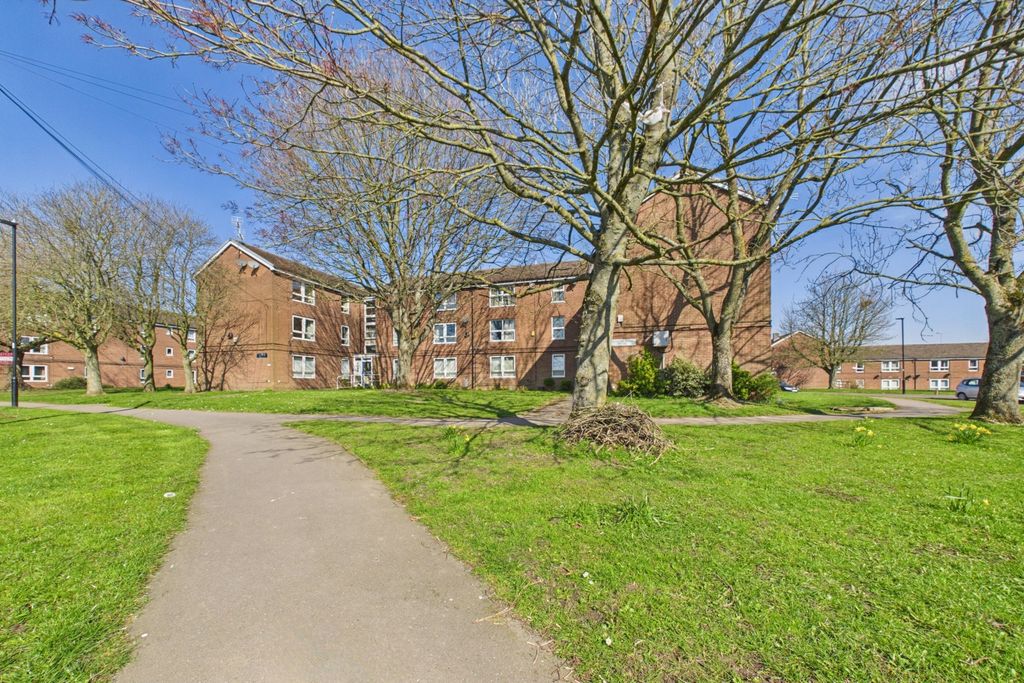 Property photo 1 of 11 Front External