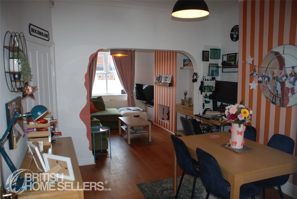 Property photo 3 of 12 Picture No. 04