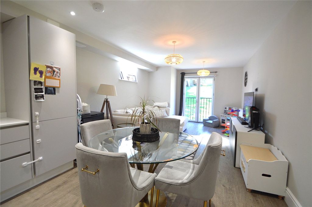 Property photo 3 of 13 Picture No. 13