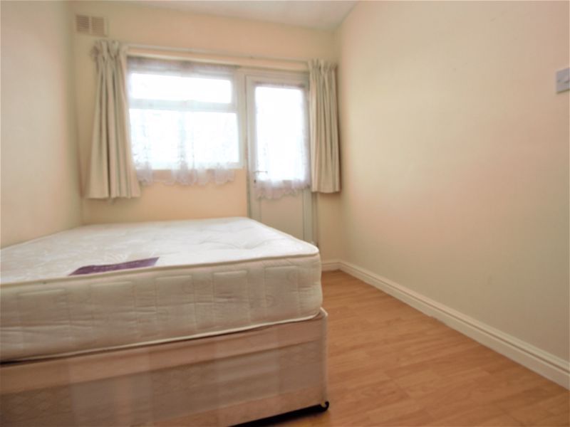 Property photo 2 of 8 Photo 13