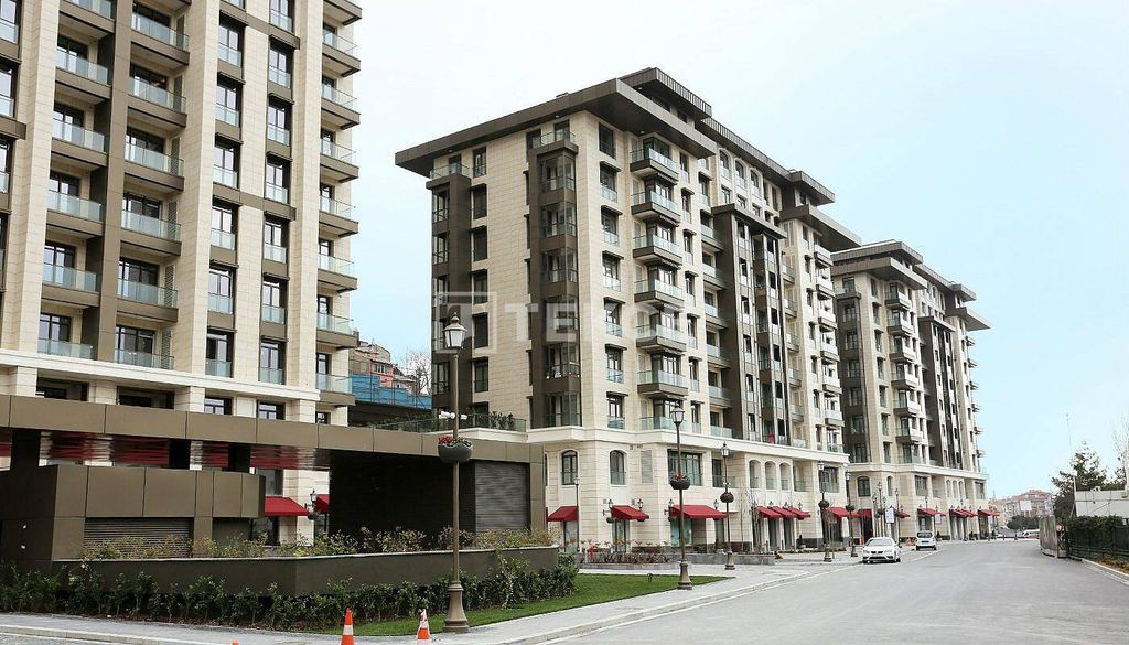 Property photo 3 of 48