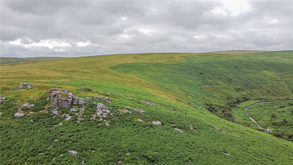 Property photo 2 of 21 Picture No. 02