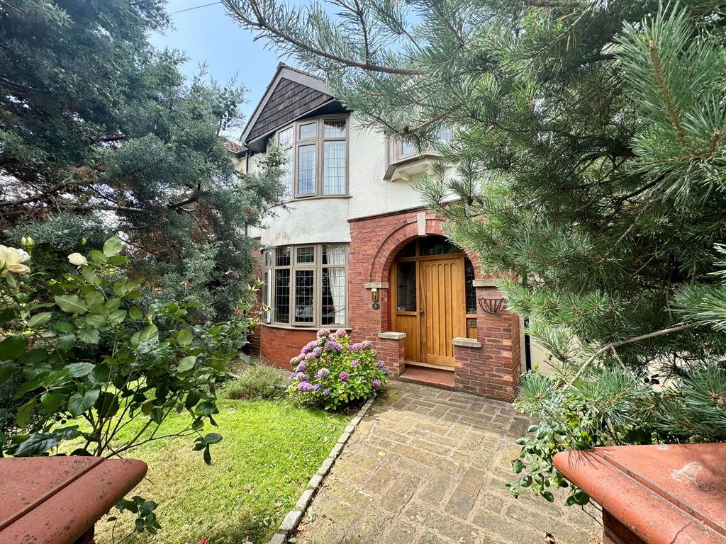 Property photo 1 of 28