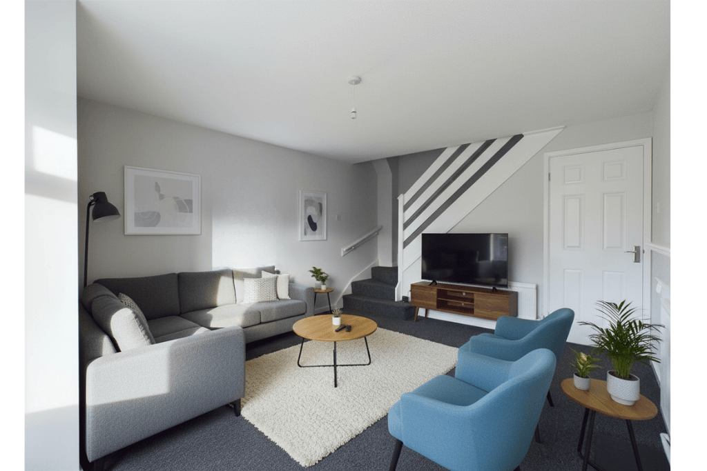 Property photo 1 of 15 Newly Refurbished 2 Bed House In Anlaby