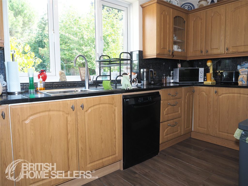 Property photo 2 of 25 2