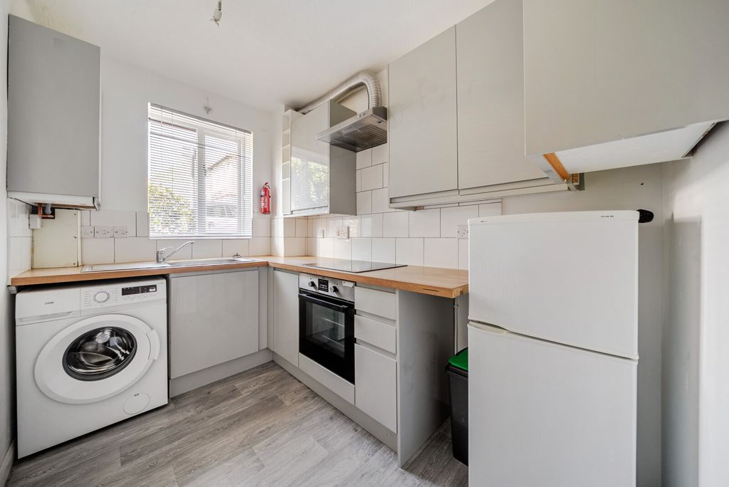 Property photo 3 of 10 1449155-7-69E5F7E...