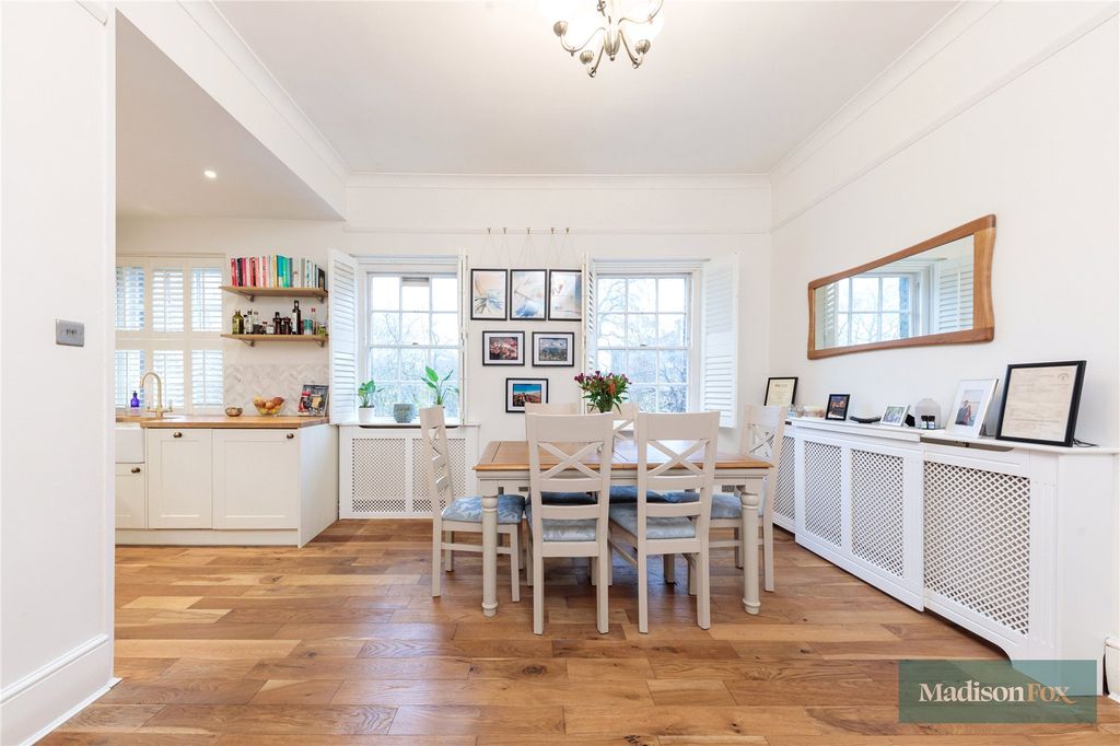 Property photo 2 of 17 Picture No. 02