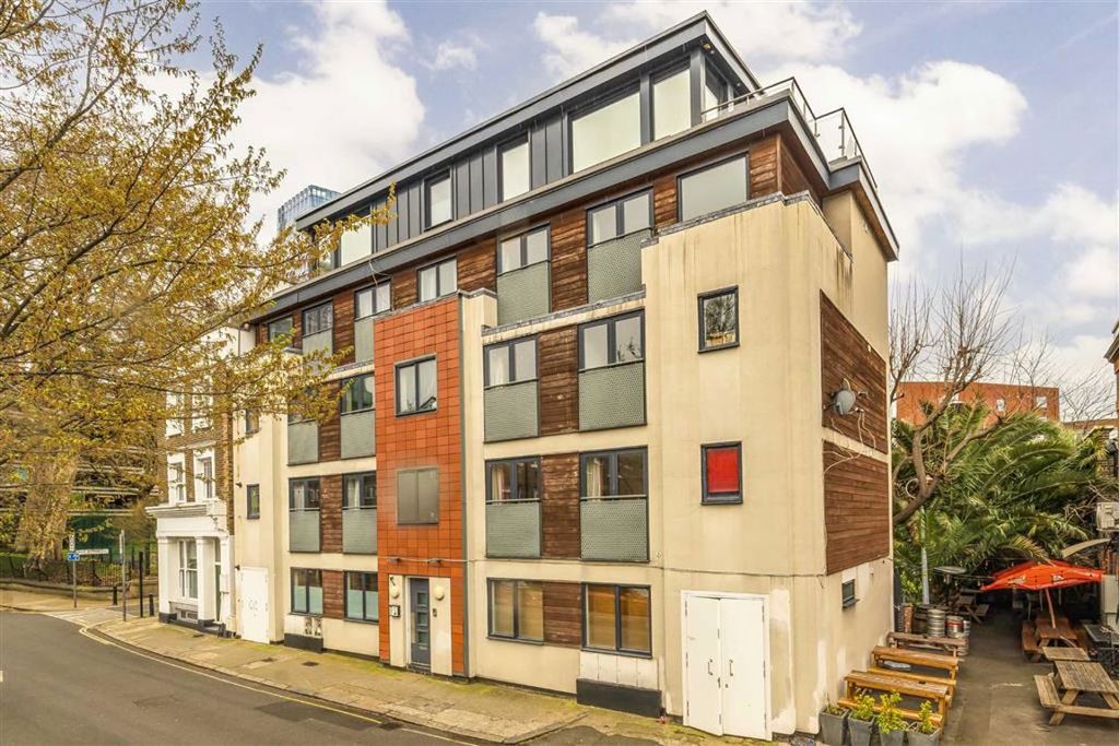 Property photo 1 of 5