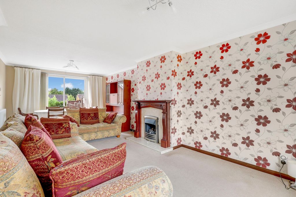 Property photo 2 of 15