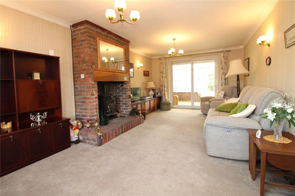 Property photo 2 of 17 Picture No. 02