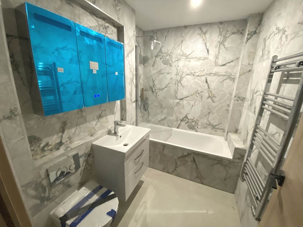 Property photo 3 of 3