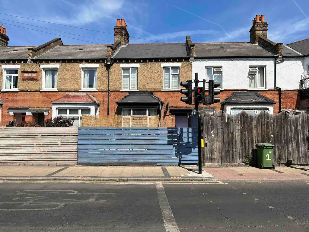 Property photo 1 of 16 Photo