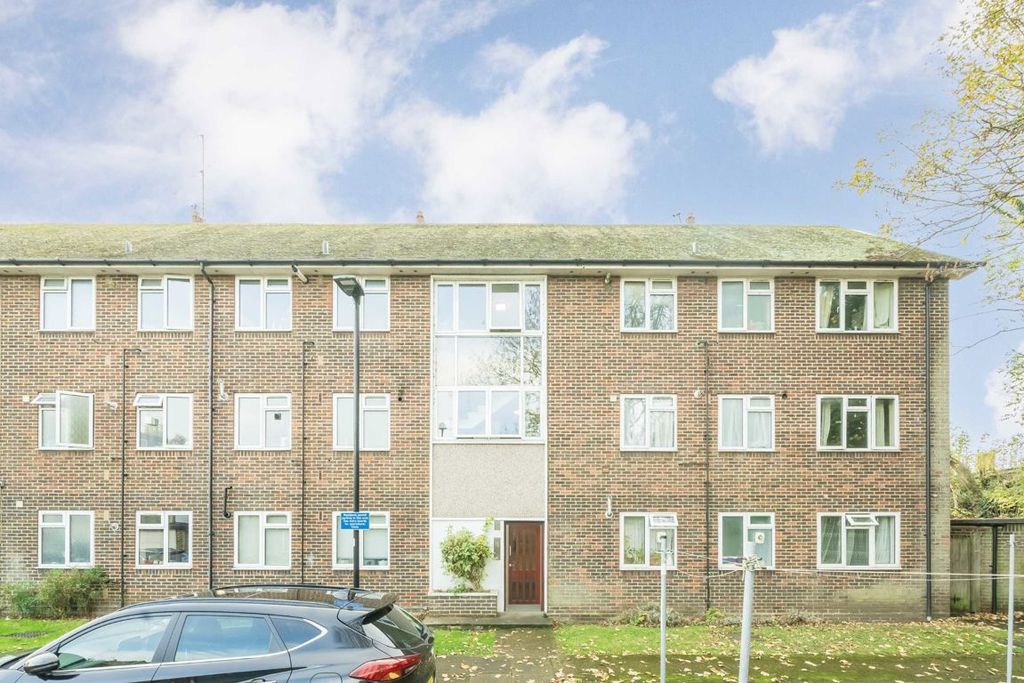 Property photo 1 of 5