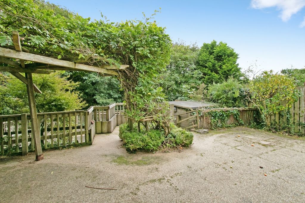 Property photo 3 of 18 Pbox-Img.Jpg