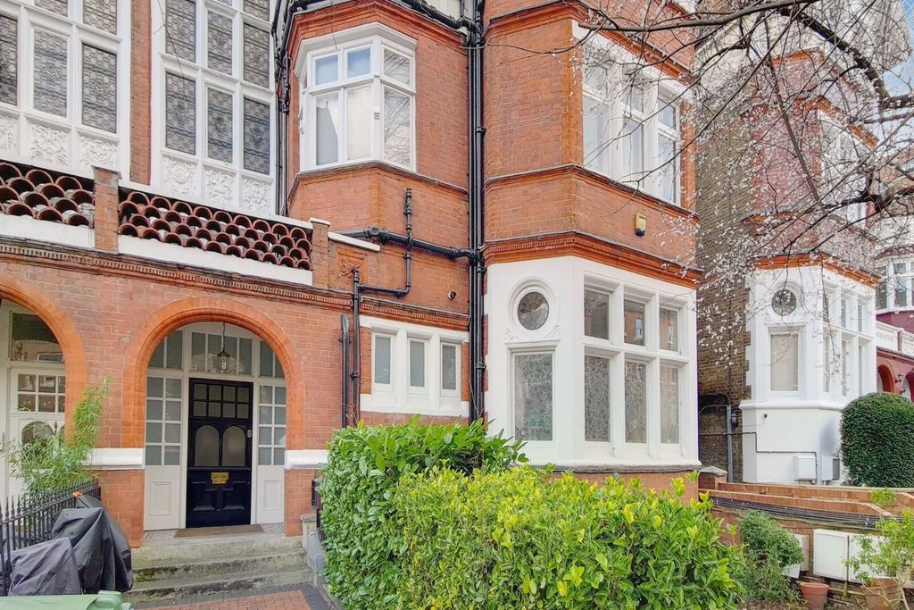 Property photo 1 of 11