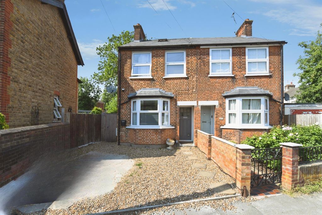 Property photo 1 of 17