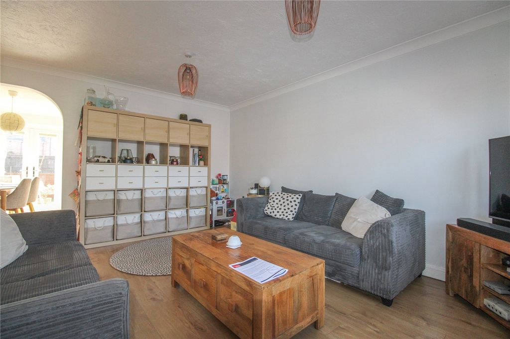 Property photo 3 of 16 Picture No. 09