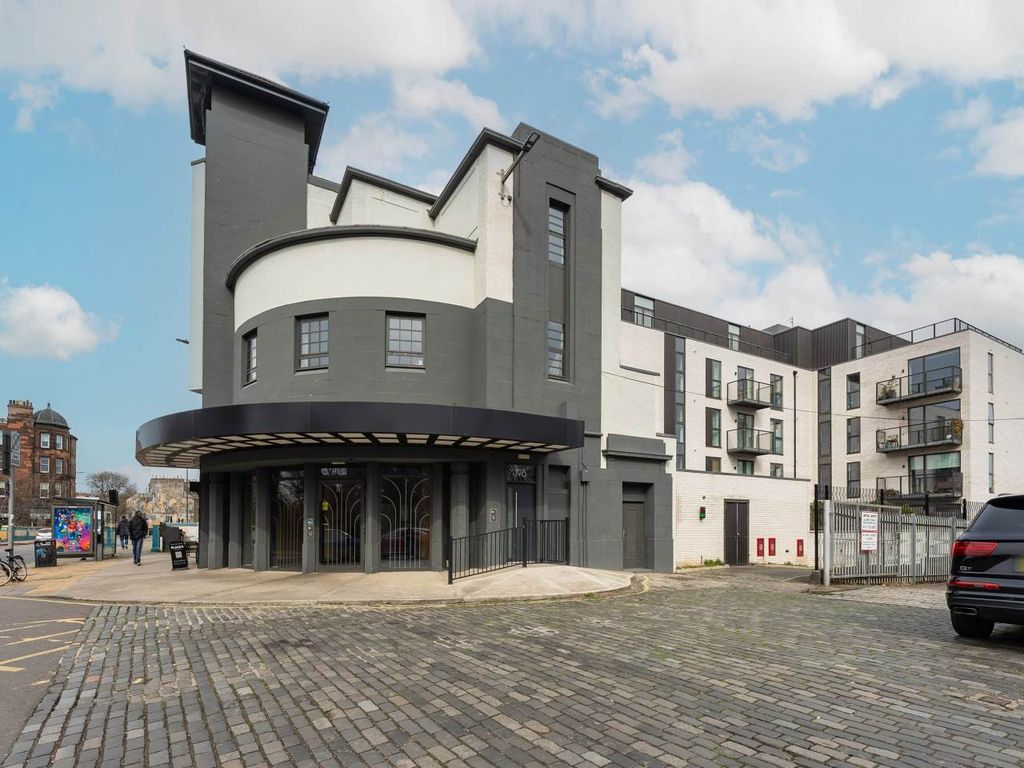 Property photo 1 of 25 Frontexterior001