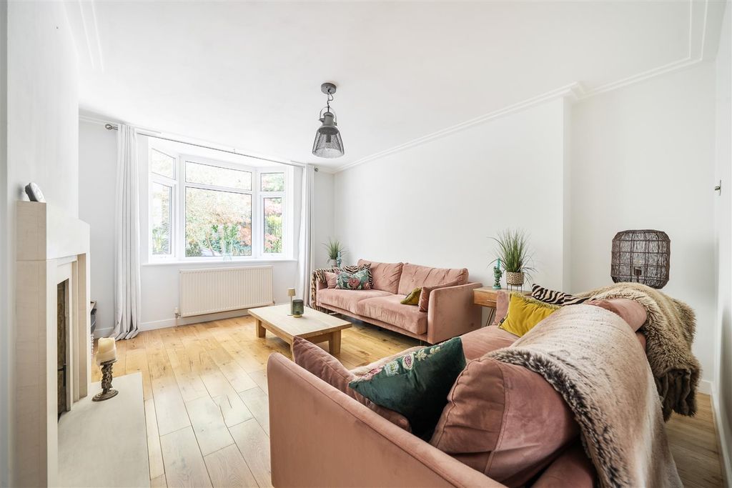 Property photo 2 of 28 1479524-14-6A3549Ef78B5F.Jpg