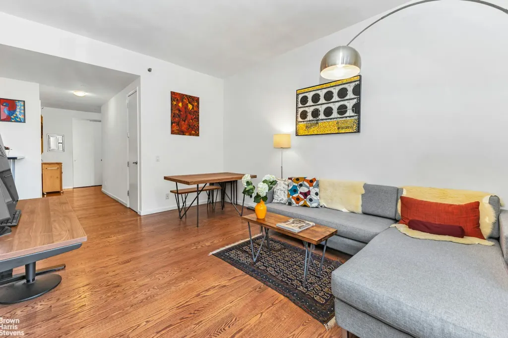 Property photo 2 of 10 <Alttext/>