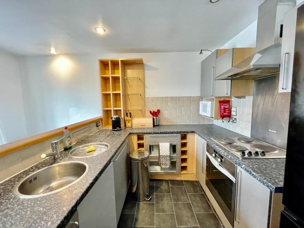 Property photo 2 of 11 Gallery