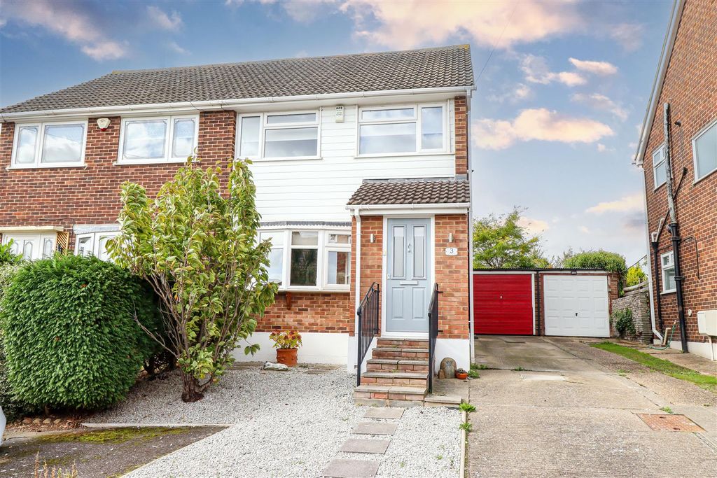 Property photo 1 of 26