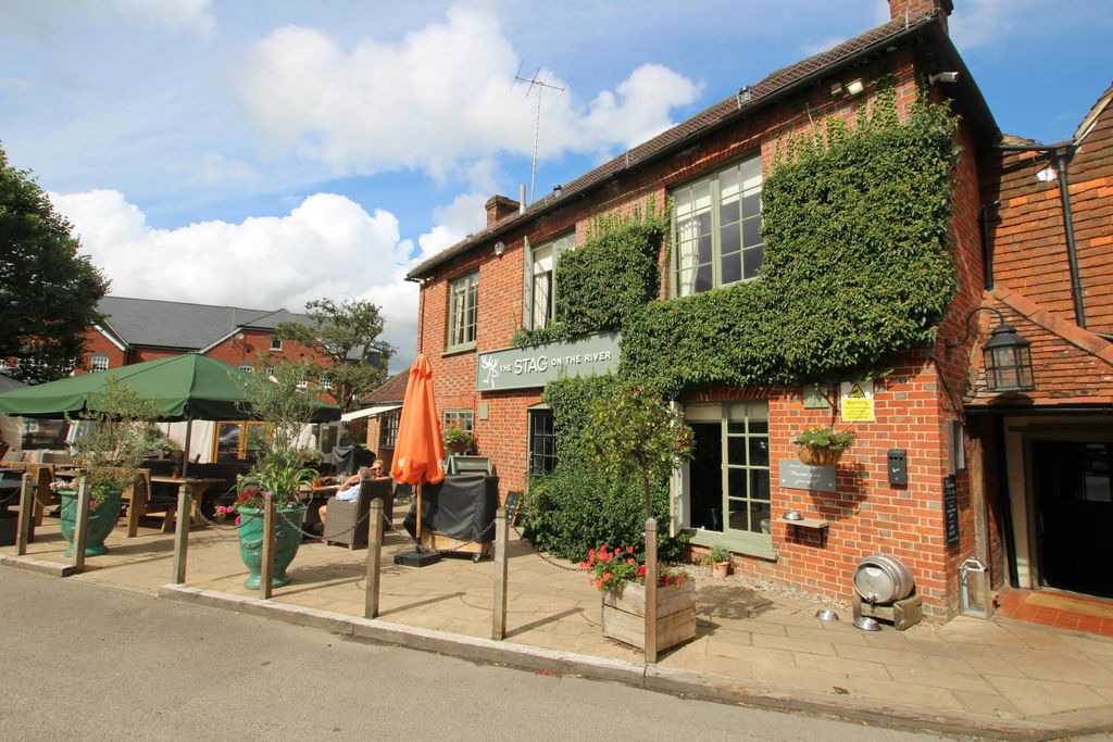 Property photo 2 of 11 Img_5925.Jpg