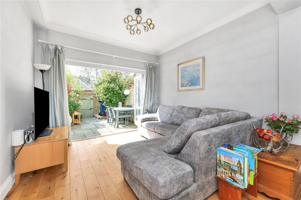 Property photo 2 of 17 Picture No. 05
