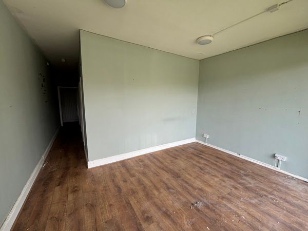 Property photo 2 of 3 Photo 6