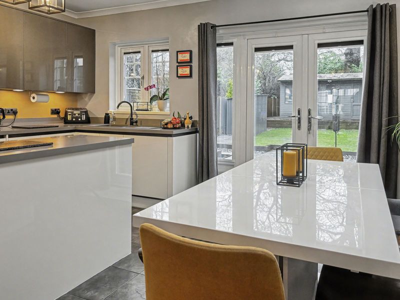 Property photo 3 of 16 Photo 3