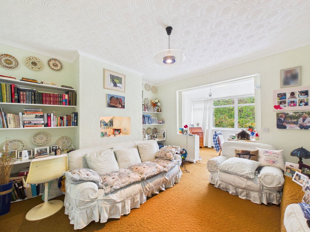 Property photo 3 of 40