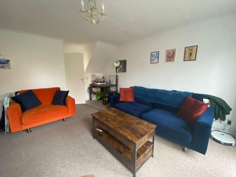 Property photo 3 of 9 Photo 10