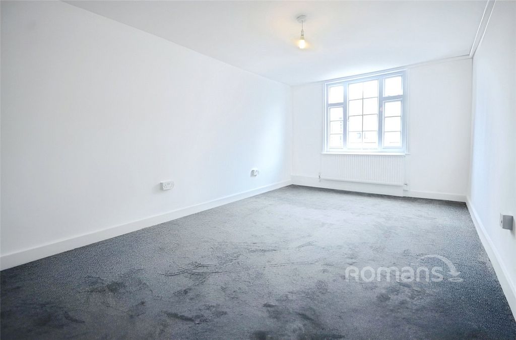 Property photo 3 of 6 Picture No. 14
