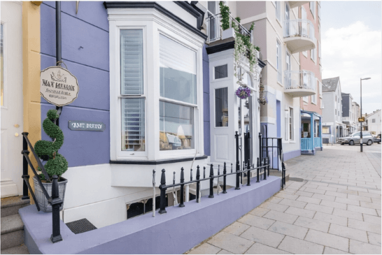 Property photo 1 of 8 1 Bedroom Flat