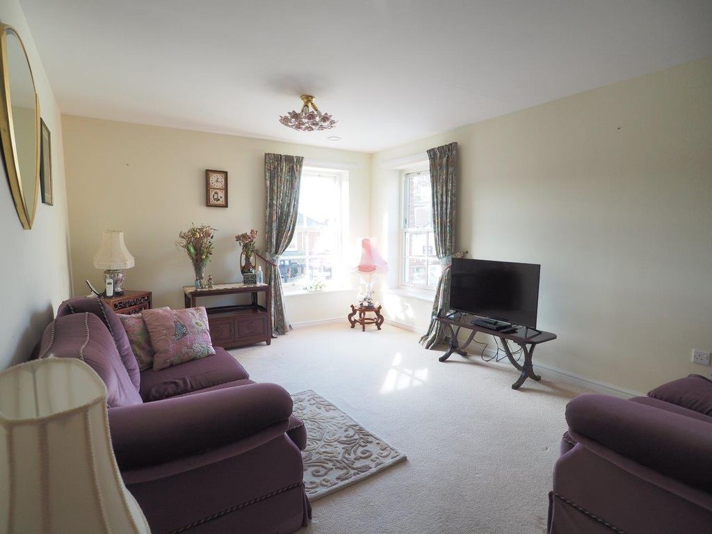 Property photo 3 of 14