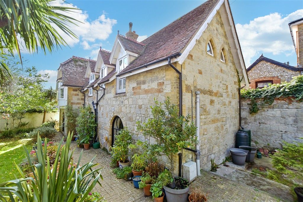 Property photo 1 of 18 External (Web)