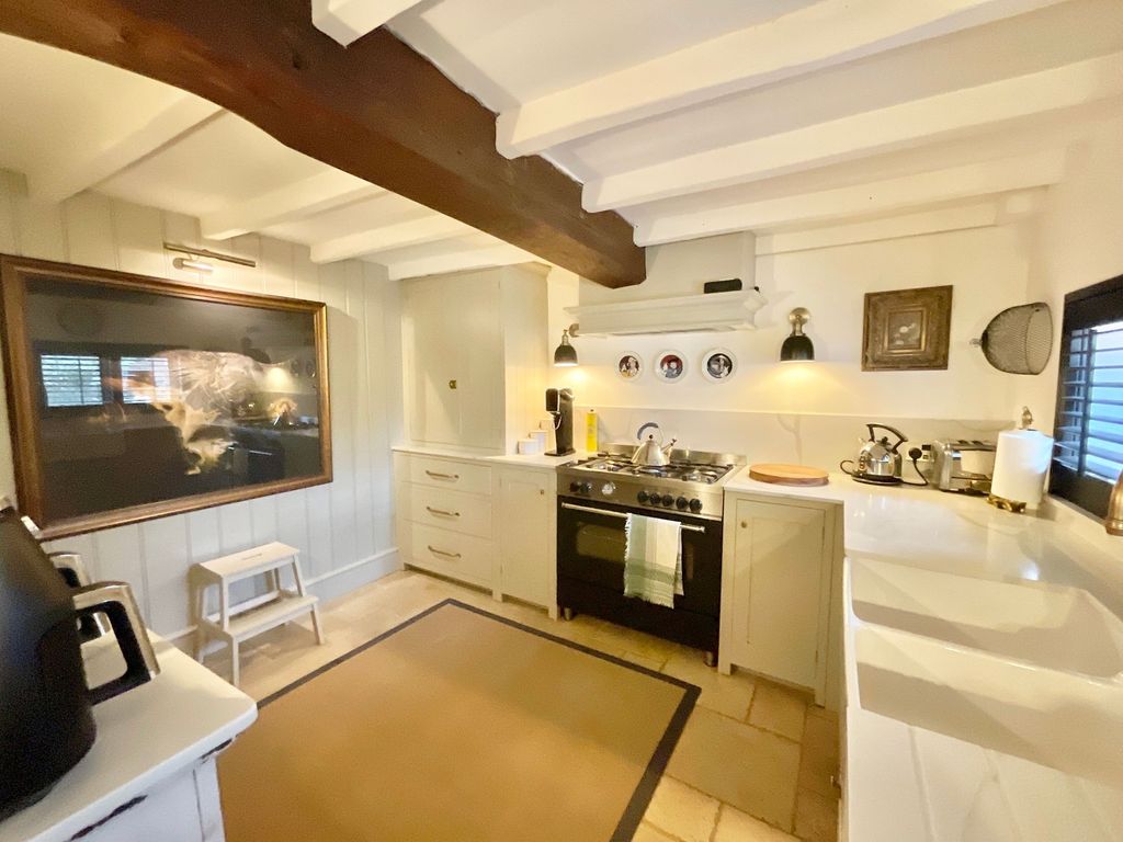 Property photo 3 of 38