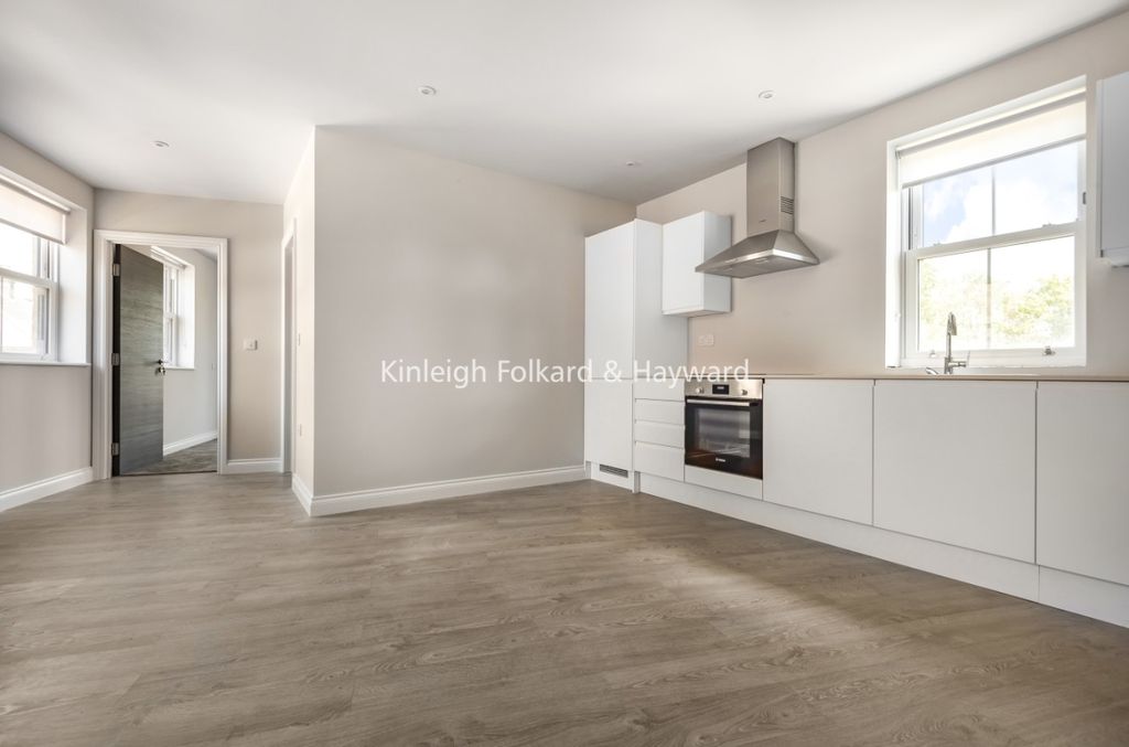 Property photo 1 of 6 Ca866A08-2F69-48Cf-8