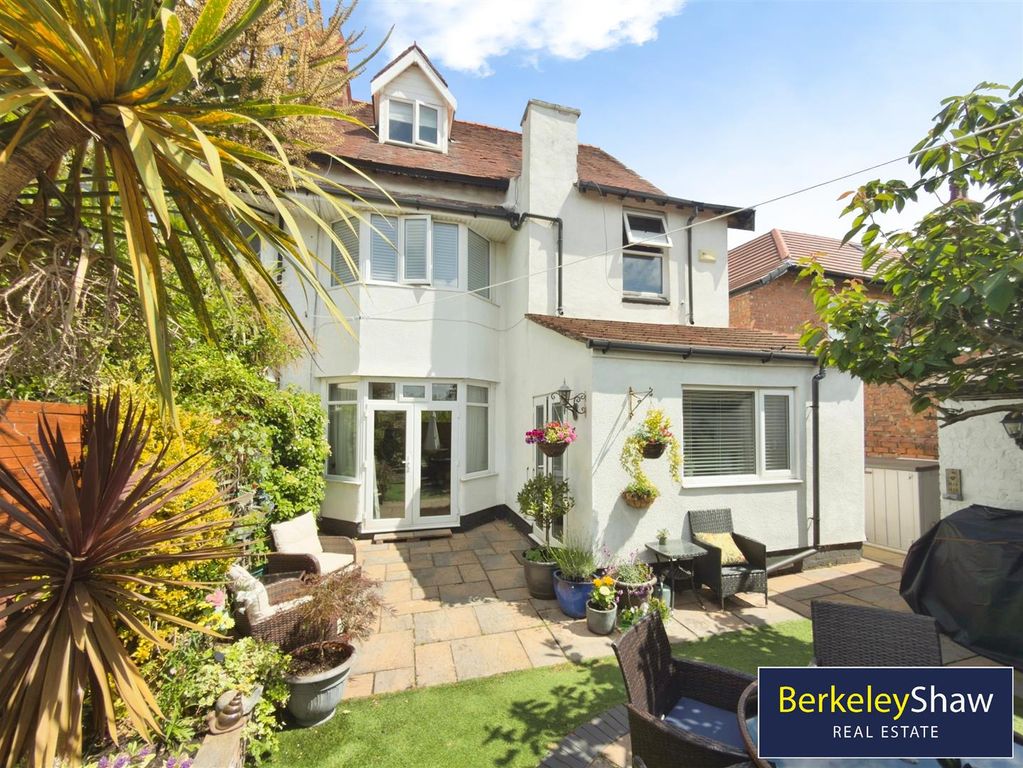 Property photo 2 of 38 c738659d--427B-B12C-62C0618E8DC8-67768-00000959Ff8
