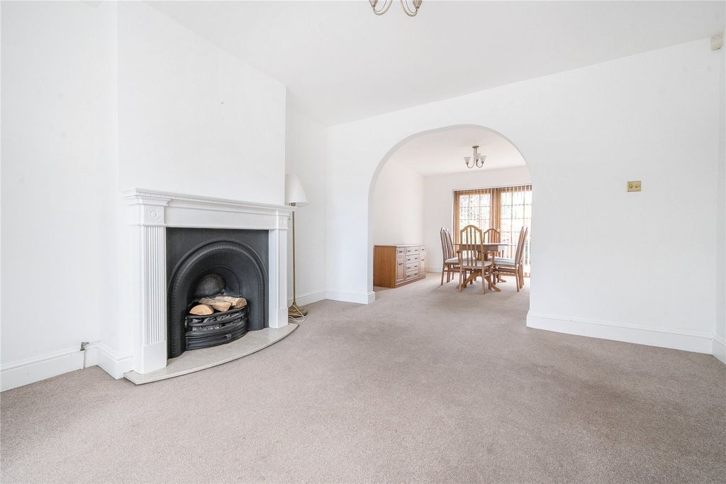 Property photo 2 of 22 Picture No. 20
