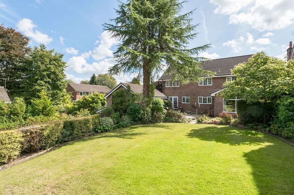 Property photo 2 of 22