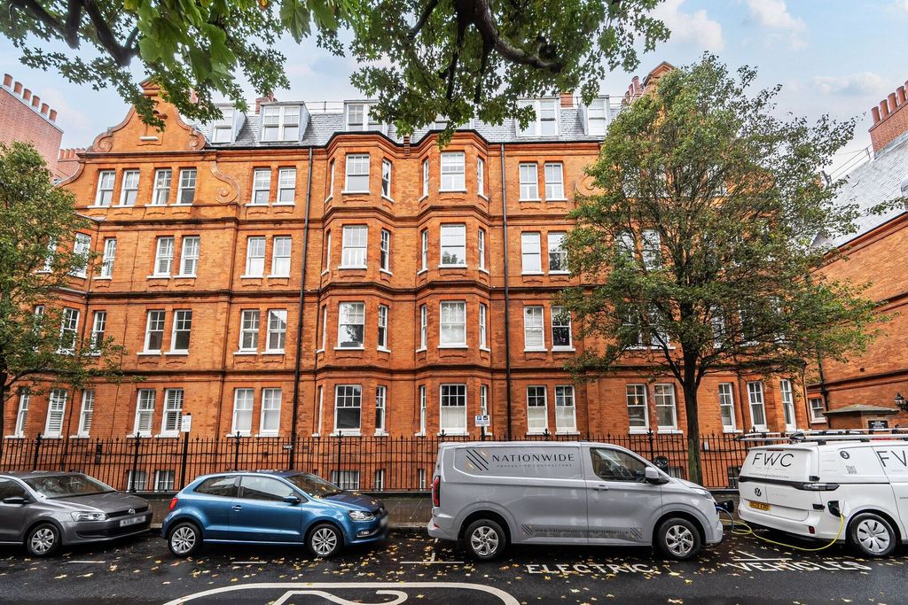 Property photo 3 of 19