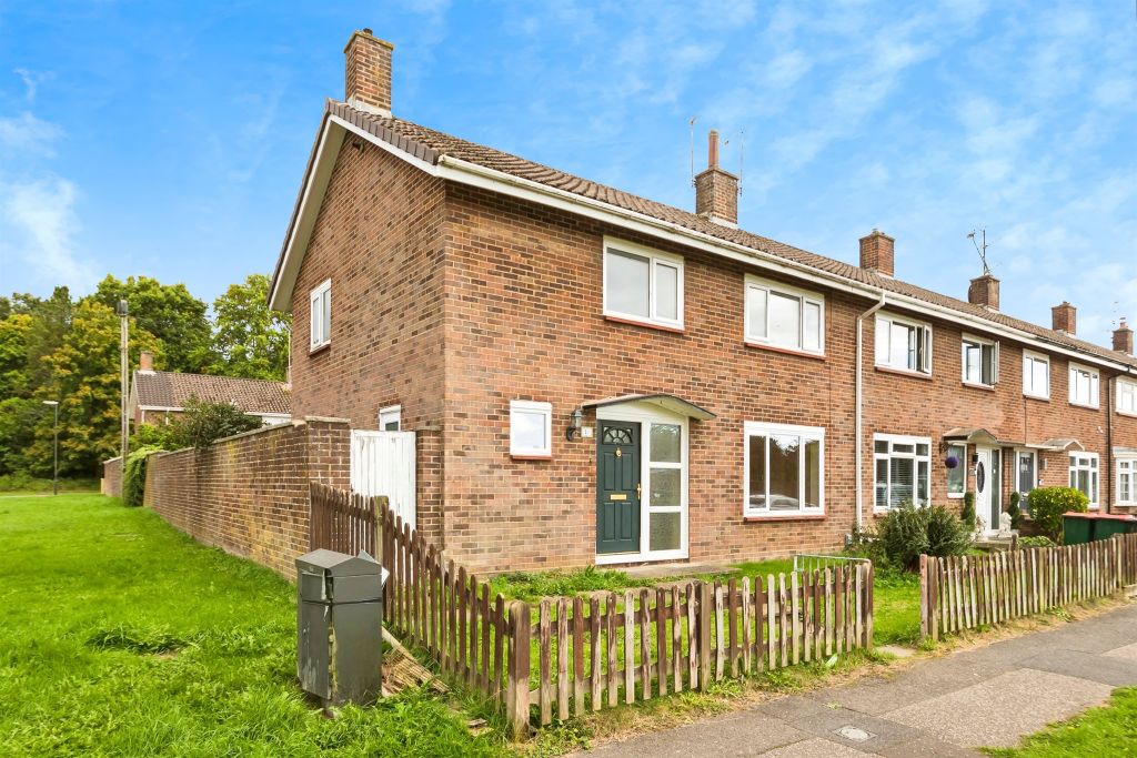 Property photo 2 of 17
