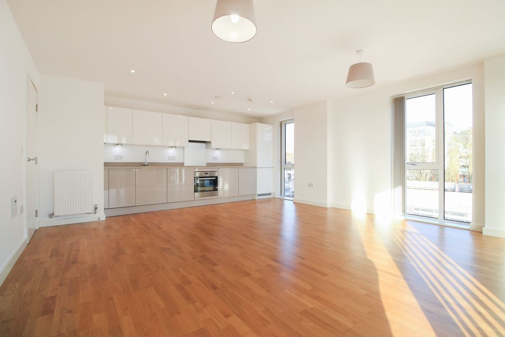 Property photo 2 of 24 Gallery