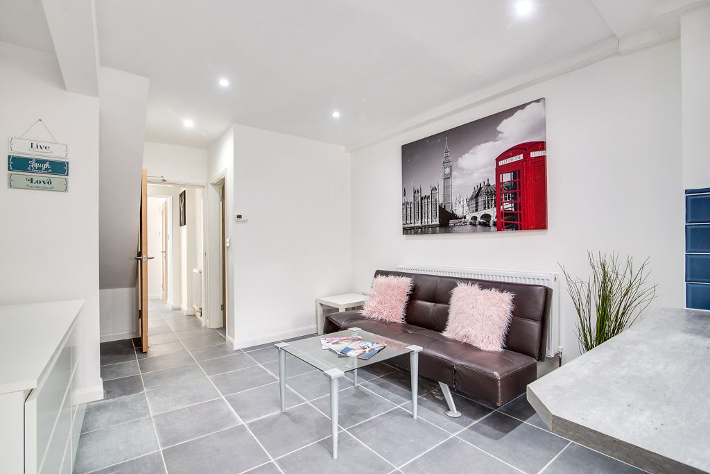 Property photo 3 of 20 Small-6