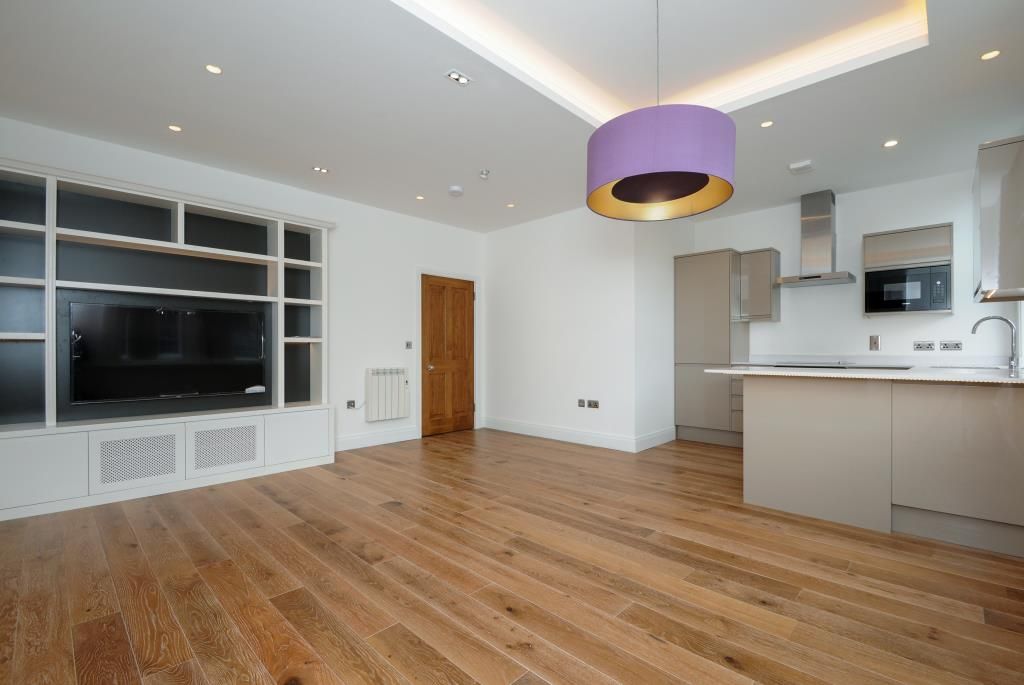 Property photo 3 of 10 Open Plan Area