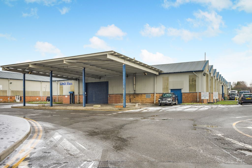 Property photo 2 of 22