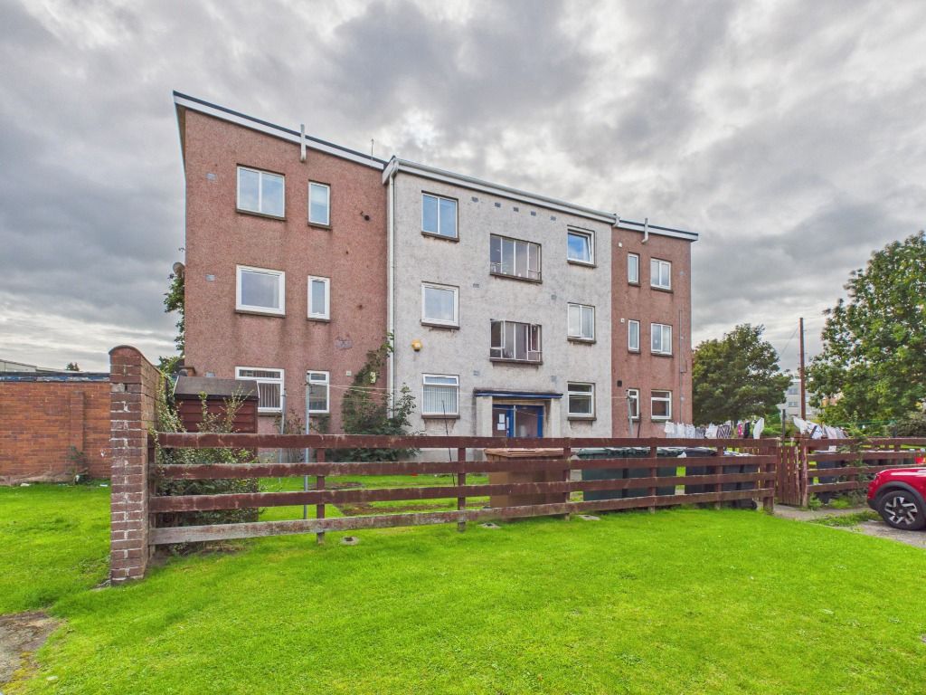 Property photo 1 of 12