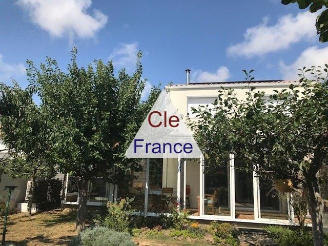 Property photo 1 of 5