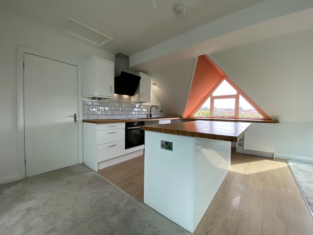 Property photo 2 of 15 Kitchen - 3